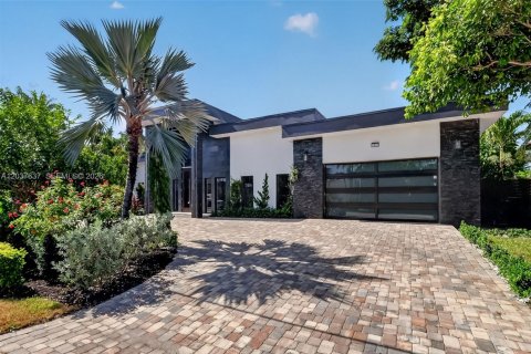 Villa ou maison à vendre à Fort Lauderdale, Floride: 3 chambres, 325.16 m2 № 2185894 - photo 9