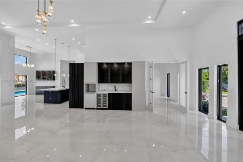 Villa ou maison à vendre à Fort Lauderdale, Floride: 3 chambres, 325.16 m2 № 2185894 - photo 19