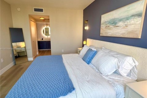 Condo in Sunny Isles Beach, Florida, 1 bedroom  № 1817565 - photo 26