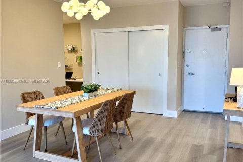 Condo in Sunny Isles Beach, Florida, 1 bedroom  № 1817565 - photo 6