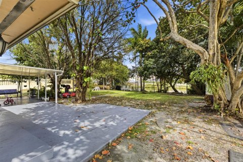Appartement à louer à Miami Springs, Floride: 2 chambres № 2029479 - photo 18