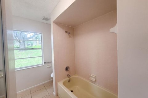Villa ou maison à vendre à San Antonio, Floride: 3 chambres, 161.84 m2 № 2408417 - photo 16