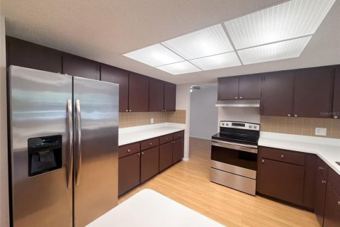Villa ou maison à vendre à San Antonio, Floride: 3 chambres, 161.84 m2 № 2408417 - photo 9