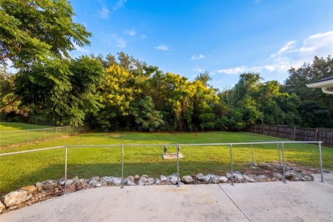 Villa ou maison à vendre à San Antonio, Floride: 3 chambres, 161.84 m2 № 2408417 - photo 25