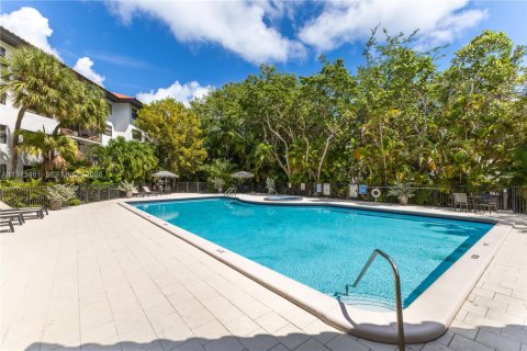 Condo in Key Biscayne, Florida, 3 bedrooms № 2033295 - photo 30