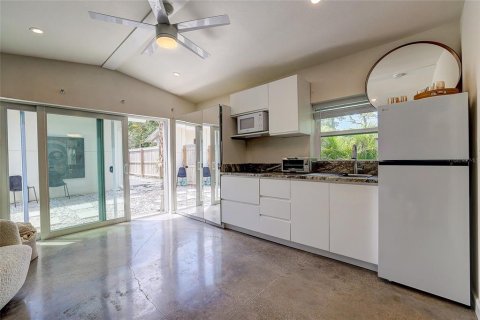 Casa en venta en Sarasota, Florida, 3 dormitorios, 156.17 m2 № 2344678 - foto 24