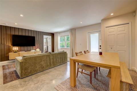 Casa en venta en Sarasota, Florida, 3 dormitorios, 156.17 m2 № 2344678 - foto 6