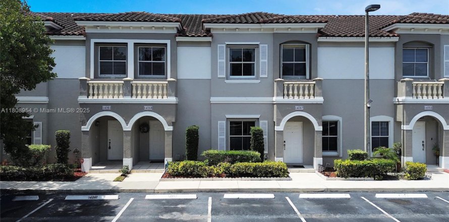Condo à Miramar, Floride, 3 chambres № 1746145