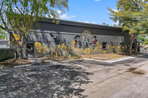 Propiedad comercial en venta en Coral Springs, Florida № 1708552 - foto 30