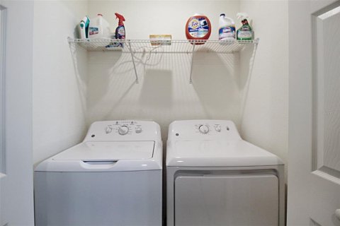 Copropriété à louer à Bradenton, Floride: 2 chambres, 104.14 m2 № 2298998 - photo 25