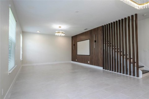 Casa en venta en Orlando, Florida, 4 dormitorios, 276.76 m2 № 1781172 - foto 13