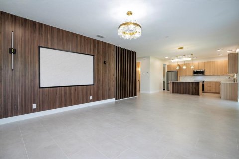 Casa en venta en Orlando, Florida, 4 dormitorios, 276.76 m2 № 1781172 - foto 12