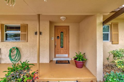 Casa en venta en Boca Raton, Florida, 4 dormitorios, 141.4 m2 № 2146049 - foto 4