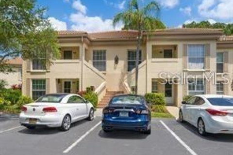 Condominio en alquiler en Sarasota, Florida, 2 dormitorios, 109.81 m2 № 1411673 - foto 1