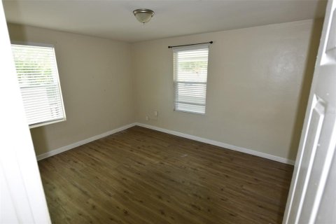 Villa ou maison à vendre à Saint Petersburg, Floride: 5 chambres, 178 m2 № 2302873 - photo 11