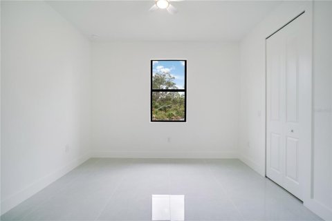 Casa en venta en Port Charlotte, Florida, 4 dormitorios, 165.64 m2 № 2220912 - foto 23