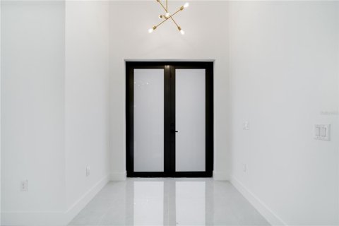 Casa en venta en Port Charlotte, Florida, 4 dormitorios, 165.64 m2 № 2220912 - foto 11