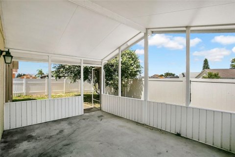 Casa en venta en Davenport, Florida, 4 dormitorios, 179.67 m2 № 1821020 - foto 21