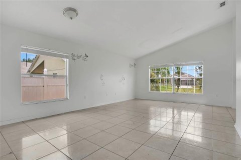 Casa en venta en Davenport, Florida, 4 dormitorios, 179.67 m2 № 1821020 - foto 3