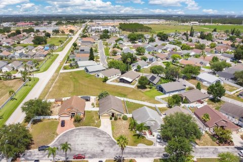 Casa en venta en Davenport, Florida, 4 dormitorios, 179.67 m2 № 1821020 - foto 28
