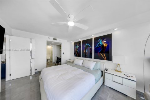 Condominio en venta en North Bay Village, Florida, 2 dormitorios, 95.69 m2 № 1965284 - foto 13