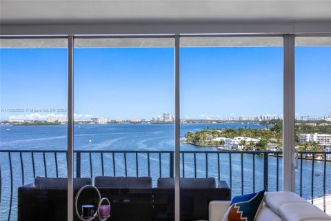 Condominio en venta en North Bay Village, Florida, 2 dormitorios, 95.69 m2 № 1965284 - foto 27