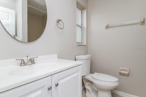 House in Orlando, Florida 3 bedrooms, 128.48 sq.m. № 1883508 - photo 11