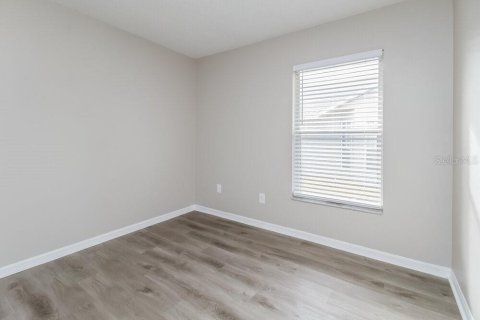 House in Orlando, Florida 3 bedrooms, 128.48 sq.m. № 1883508 - photo 13