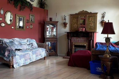 House in Royal Palm Beach, Florida 3 bedrooms, 175.03 sq.m. № 2084175 - photo 4