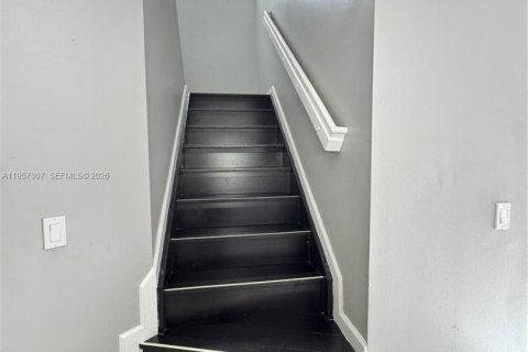 Condominio en venta en Miami, Florida, 3 dormitorios, 148.64 m2 № 2011265 - foto 22