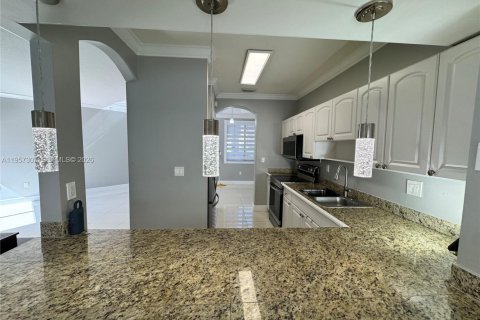 Condominio en venta en Miami, Florida, 3 dormitorios, 148.64 m2 № 2011265 - foto 13