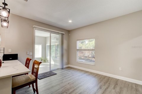 Villa ou maison à vendre à Palm Coast, Floride: 4 chambres, 219.34 m2 № 2416542 - photo 22