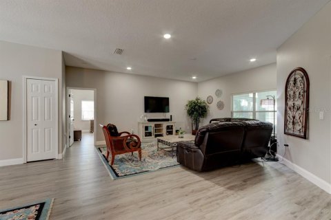 Villa ou maison à vendre à Palm Coast, Floride: 4 chambres, 219.34 m2 № 2416542 - photo 8