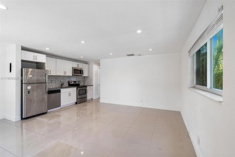 Propiedad comercial en venta en Wilton Manors, Florida, 701.51 m2 № 2032007 - foto 25