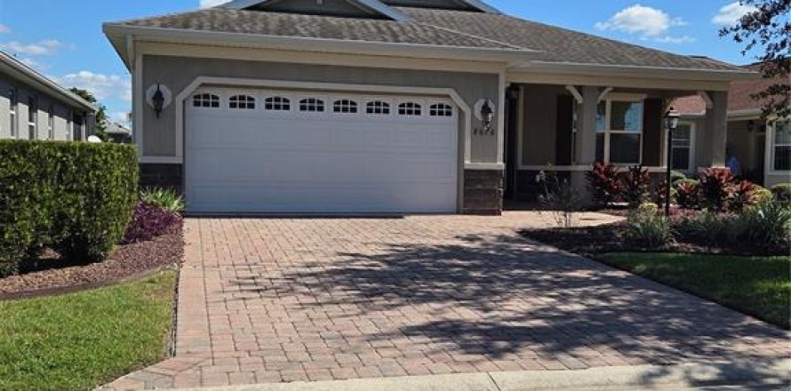 House in Ocala, Florida 2 bedrooms, 150.97 sq.m. № 2433491