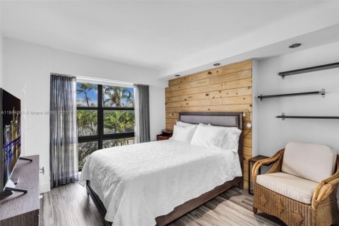 Condo in Key Biscayne, Florida, 1 bedroom  № 1888821 - photo 11