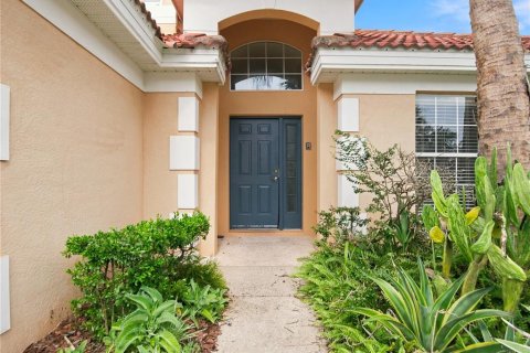 House in Davenport, Florida 5 bedrooms, 195.65 sq.m. № 2207241 - photo 6