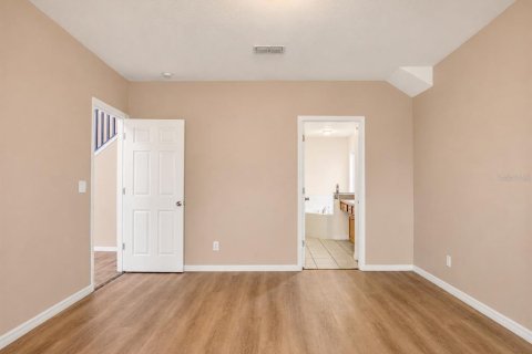 House in Davenport, Florida 5 bedrooms, 195.65 sq.m. № 2207241 - photo 24