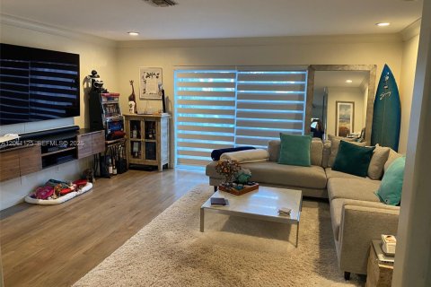 Townhouse in Fort Lauderdale, Florida 2 bedrooms, 100.33 sq.m. № 2075256 - photo 4
