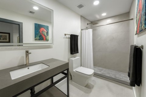 Casa en alquiler en Miami, Florida, 1 dormitorio, 46.45 m2 № 1987790 - foto 4