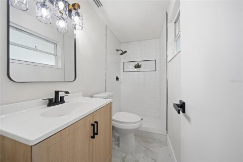Villa ou maison à vendre à Lakeland, Floride: 4 chambres, 171.68 m2 № 2408212 - photo 15