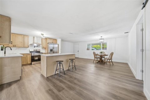 Villa ou maison à vendre à Lakeland, Floride: 4 chambres, 171.68 m2 № 2408212 - photo 6