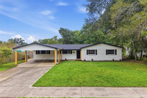 Villa ou maison à Lakeland, Floride 4 chambres, 171.68 m2 № 2408212