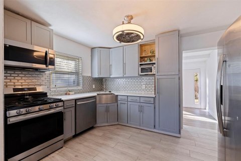 Villa ou maison à vendre à Gulfport, Floride: 3 chambres, 111.3 m2 № 2143295 - photo 14