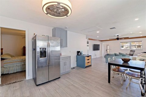 Villa ou maison à vendre à Gulfport, Floride: 3 chambres, 111.3 m2 № 2143295 - photo 17