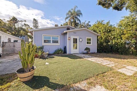 Villa ou maison à Gulfport, Floride 3 chambres, 111.3 m2 № 2143295