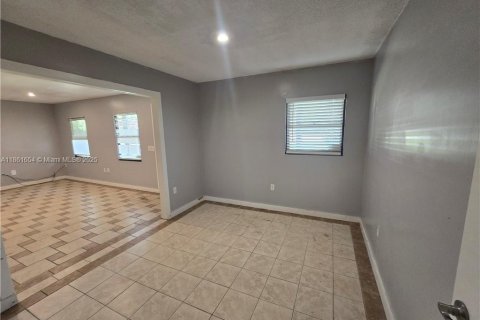 Casa en venta en Sebring, Florida, 3 dormitorios № 1892418 - foto 18