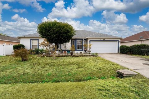 Villa ou maison à Kissimmee, Floride 4 chambres, 158.31 m2 № 2200814