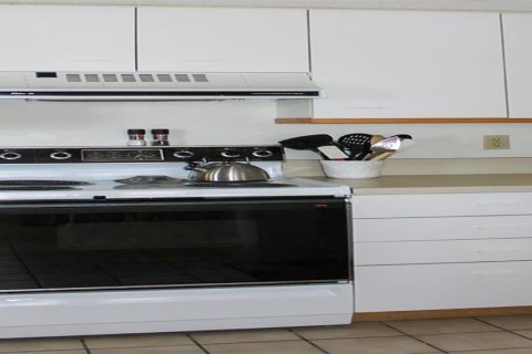 Condo in Sarasota, Florida, 2 bedrooms № 842627 - photo 6