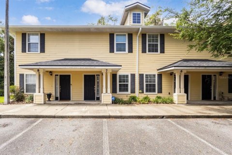 Condo in Gainesville, Florida, 2 bedrooms  № 1843273 - photo 1